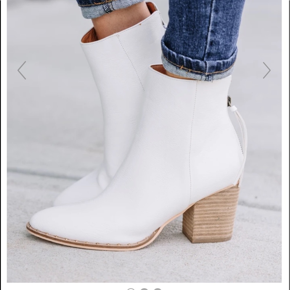 White ankle booties size 7